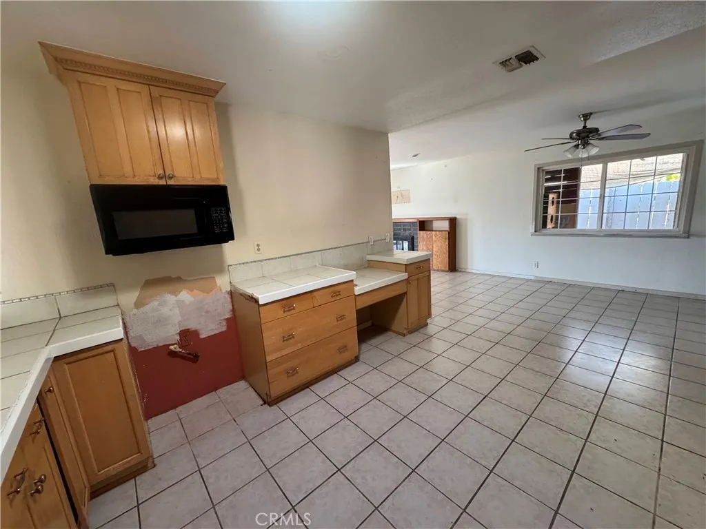 https://cdn.realtyfeed.com/cdn/127/306527881/c9db44fe226a768343a066f45f2f9d5e.webp