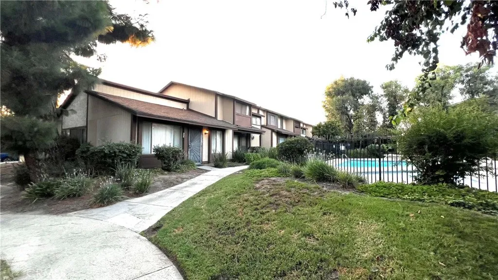 8728 1/2 Willis Avenue Unit 45, Panorama City, CA 91402