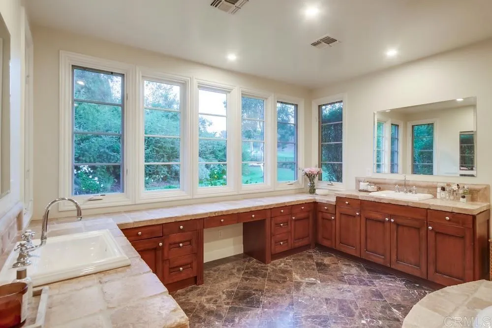 https://cdn.realtyfeed.com/cdn/127/306527959/2314418c5ae7c26dc3892b03808b67a0.webp