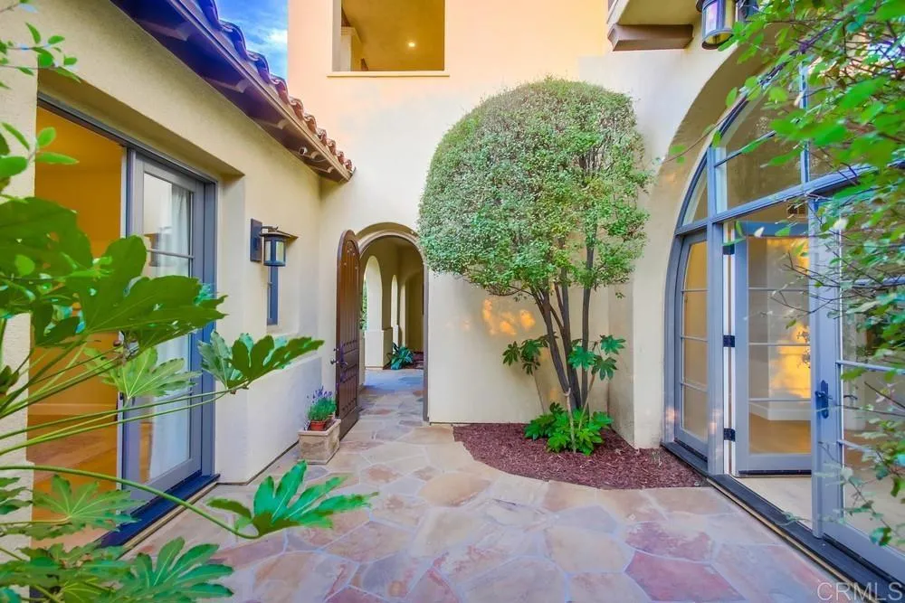 https://cdn.realtyfeed.com/cdn/127/306527959/603c1894db3779b29e424fc401b02c0c.webp