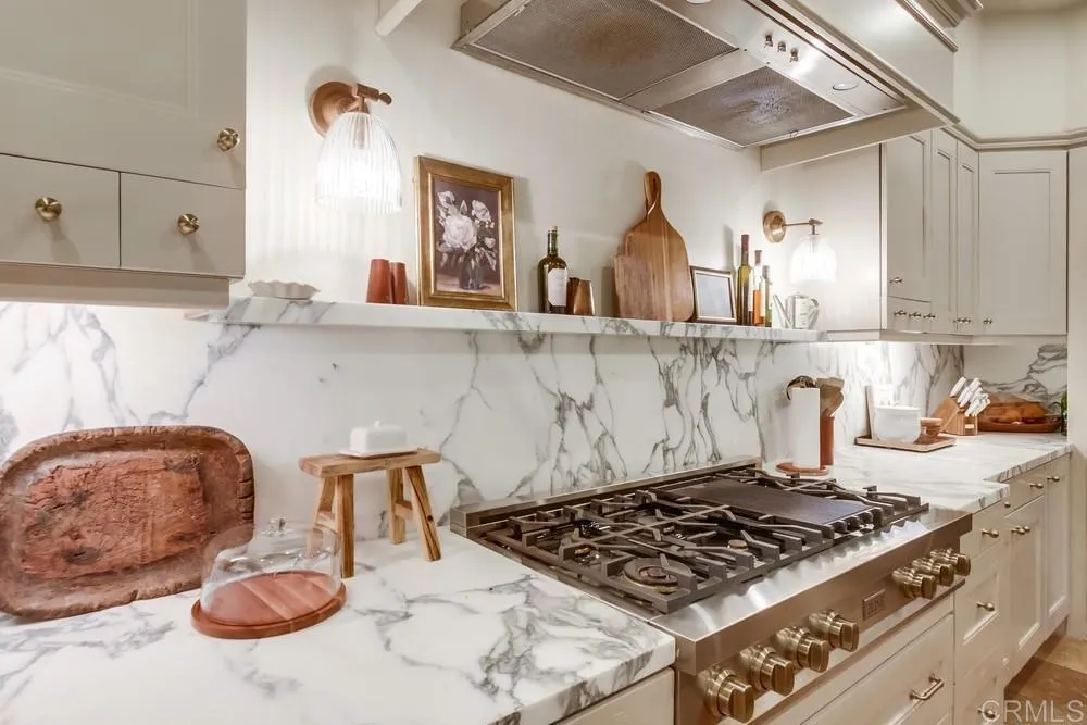 https://cdn.realtyfeed.com/cdn/127/306527959/bd46a3f8852f7280820601cb6e7c71bf.webp