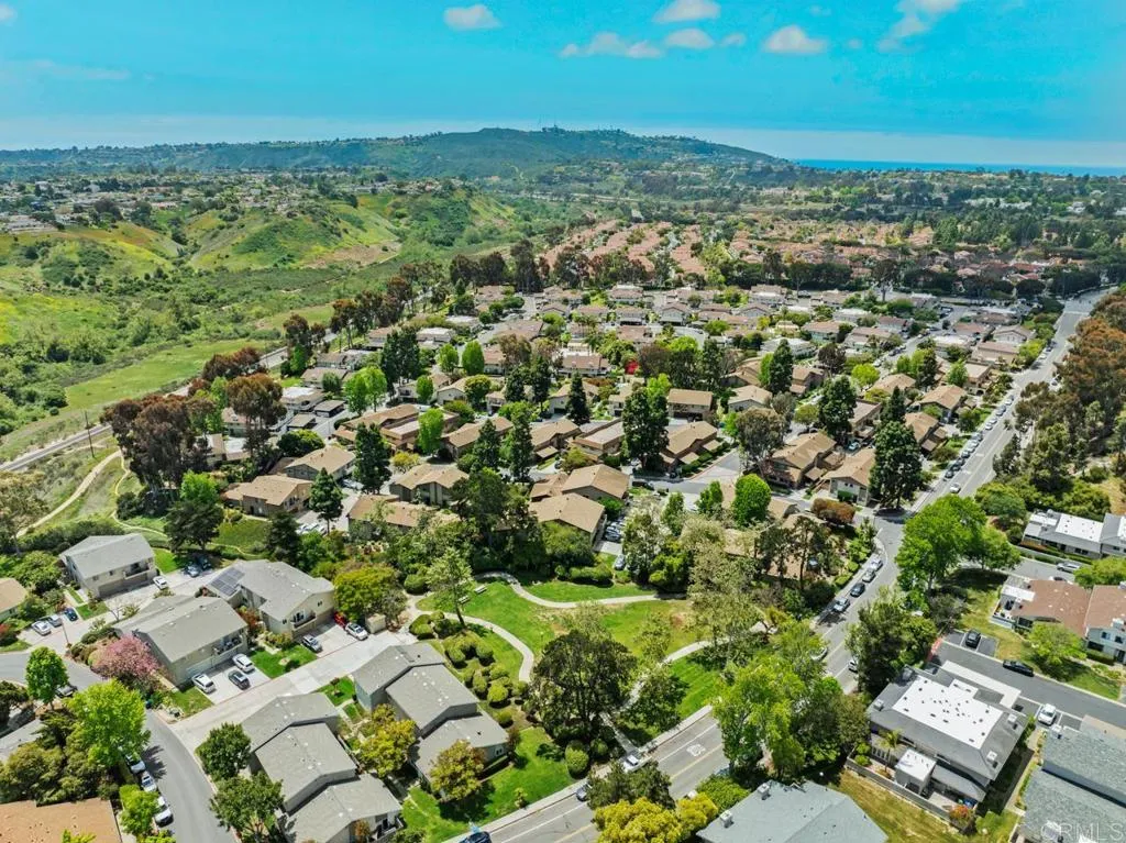 https://cdn.realtyfeed.com/cdn/127/306528003/4124b1dbb56b639c870e905f7a1b29c6.webp