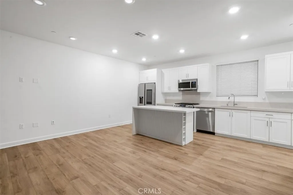 Photo #12: SW25190594 Listing: Photo #12