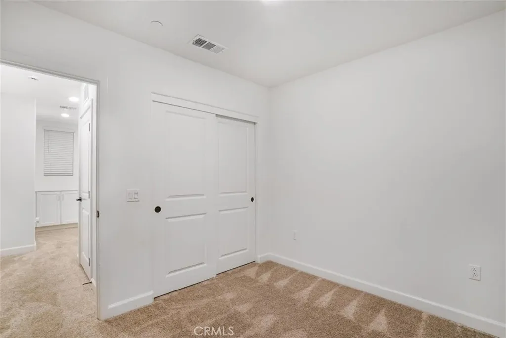 https://cdn.realtyfeed.com/cdn/127/306528036/a1a276c4dd2f0e3ec61f0e28e0087e86.webp