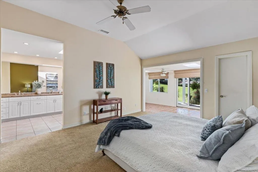 https://cdn.realtyfeed.com/cdn/127/306528143/045d37537c5c545e8b7c3a91f9893d57.webp