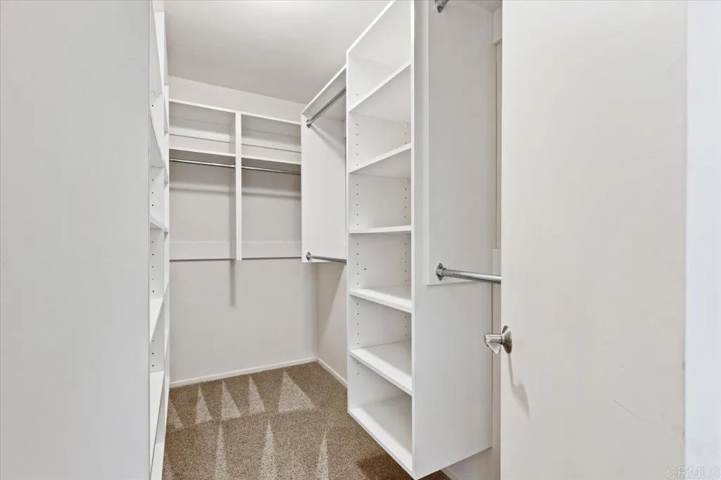 https://cdn.realtyfeed.com/cdn/127/306528143/4fb84823f2b5f881e7849b7207b1c1d0.webp