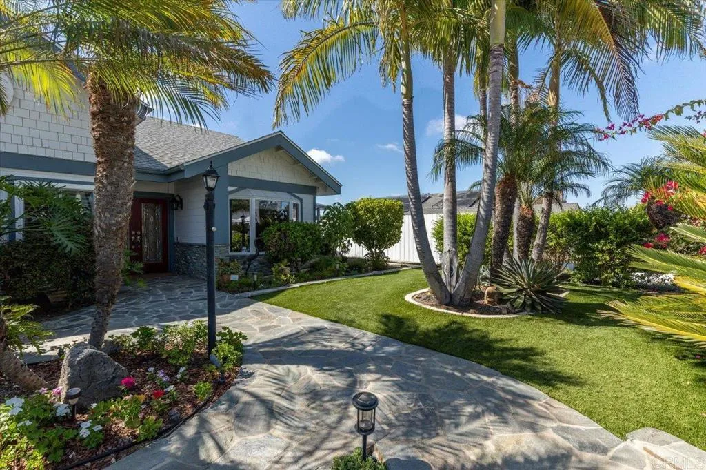 https://cdn.realtyfeed.com/cdn/127/306528143/55d3855d5833a4fa7424640bbd865d3d.webp