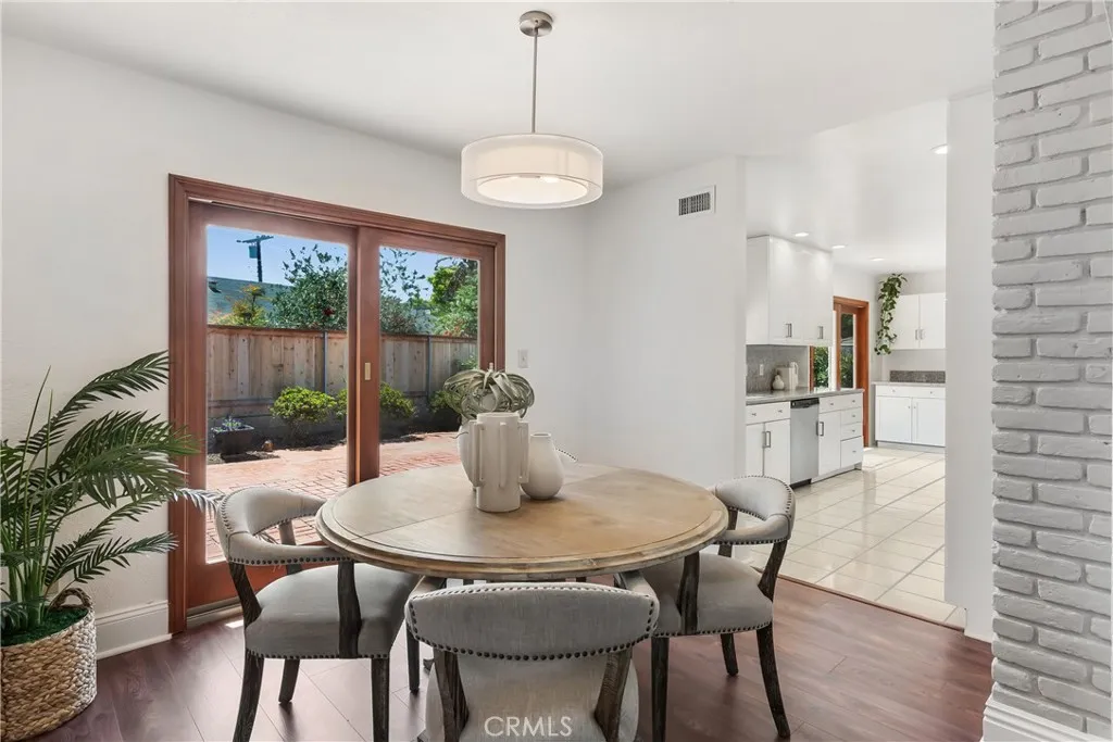https://cdn.realtyfeed.com/cdn/127/306528245/8109964611a7f0c3e9926b79dcb226c7.webp