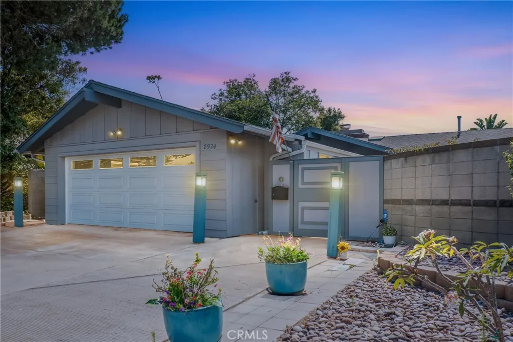 https://cdn.realtyfeed.com/cdn/127/306528245/cf3e9764614d819fcca38905b66e761f.webp