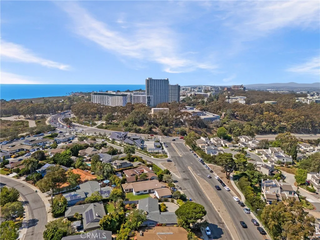 https://cdn.realtyfeed.com/cdn/127/306528245/d3181046342e13a817a1d2dfc01ac367.webp