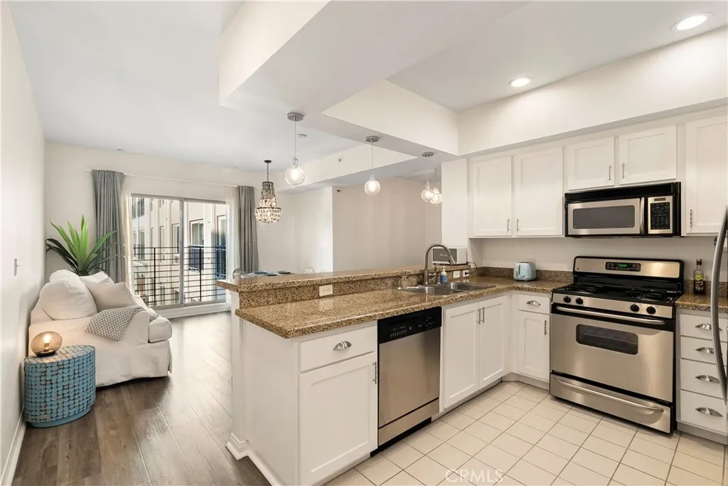 https://cdn.realtyfeed.com/cdn/127/306528248/7cebe10925a9e2537f4b9aa4218a8441.webp