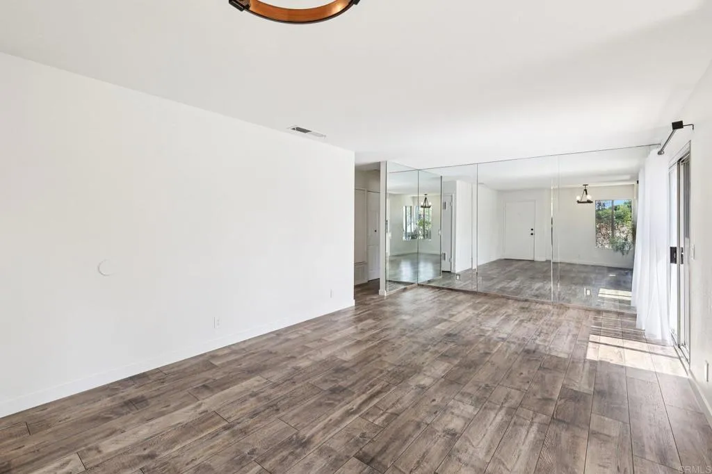 https://cdn.realtyfeed.com/cdn/127/306528277/215a3a2e545b7f88c2e089c29bc2754f.webp
