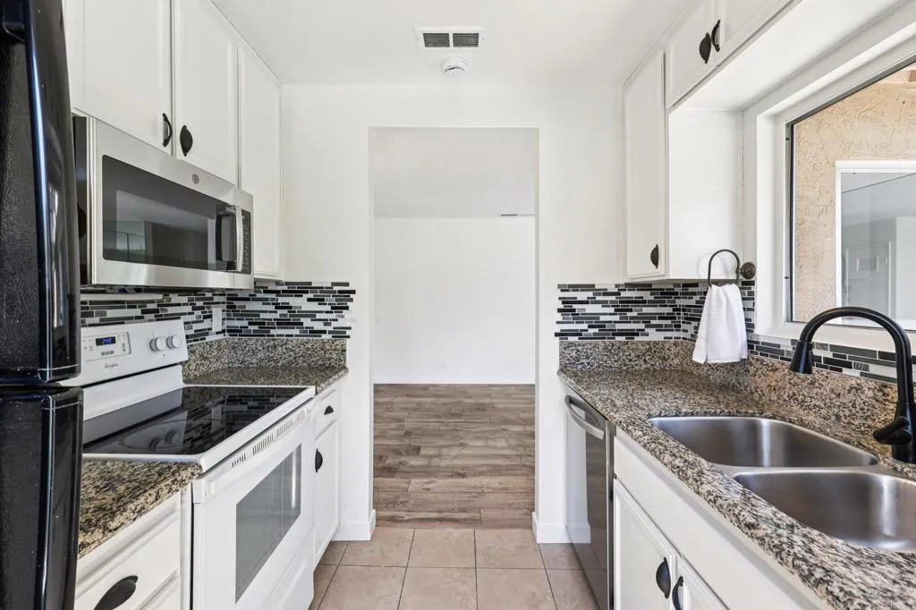 https://cdn.realtyfeed.com/cdn/127/306528277/75b349d0e9995e46a3edbad165b5698d.webp