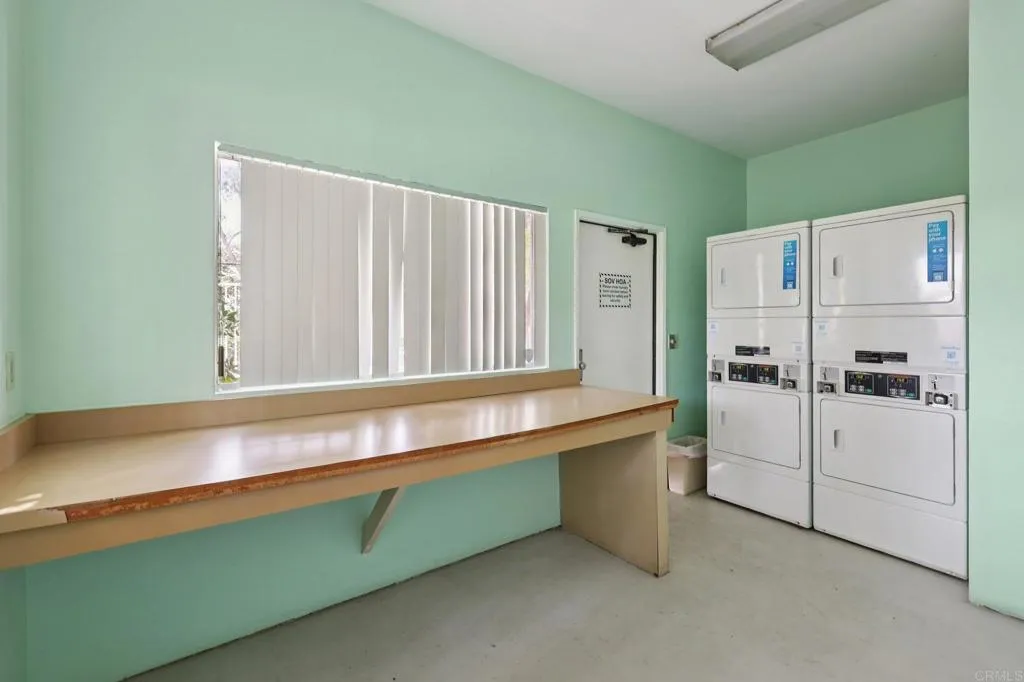 https://cdn.realtyfeed.com/cdn/127/306528277/9abb256f7cafed8826345524927b1c90.webp