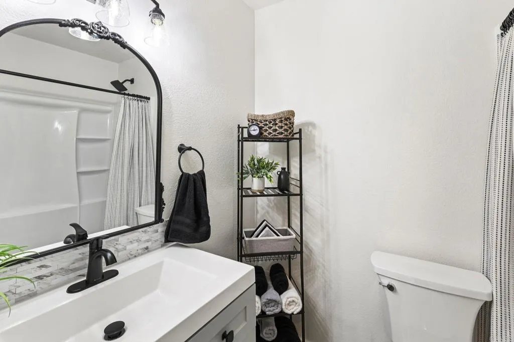 https://cdn.realtyfeed.com/cdn/127/306528277/a46e4323fe9e349956b7b22b19b0b6dc.webp