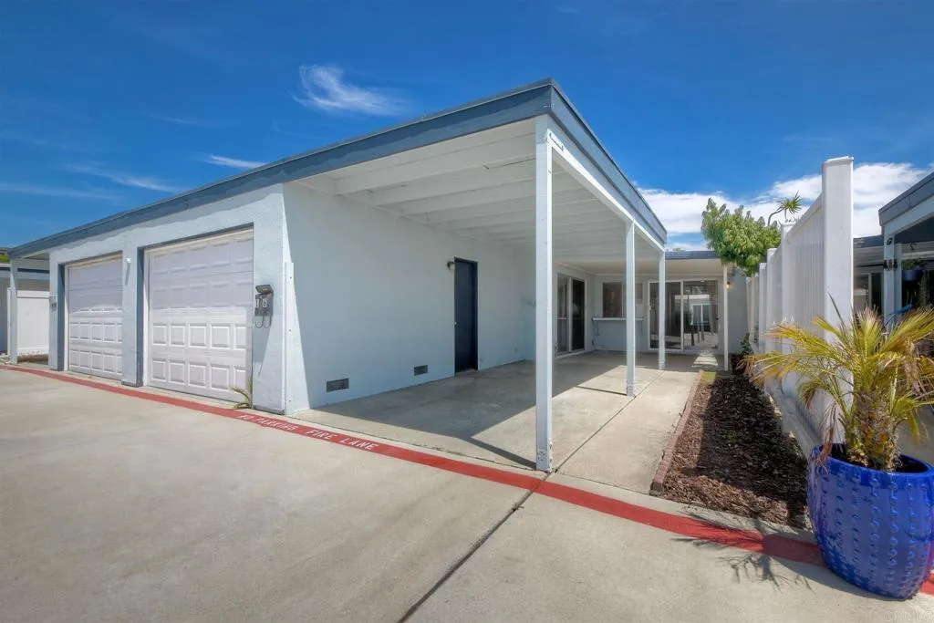 https://cdn.realtyfeed.com/cdn/127/306528332/78350d52691cb9af301eddede421512b.webp