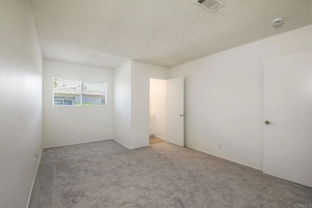 https://cdn.realtyfeed.com/cdn/127/306528332/94c359ccf54a2d99d4b08cfecc3cd5e5.webp