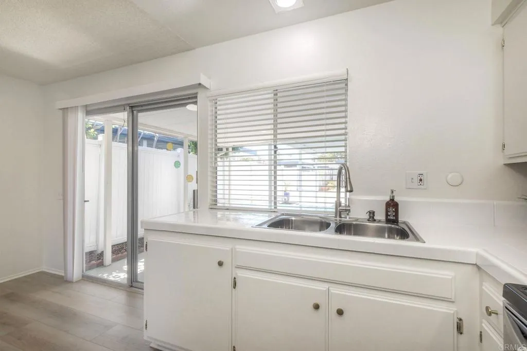 https://cdn.realtyfeed.com/cdn/127/306528332/d66aff526bff1ad7041e05a9fbc58624.webp