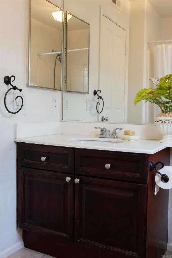 https://cdn.realtyfeed.com/cdn/127/306528341/7007aac0fdf3963521e1d79d36fe9536.webp