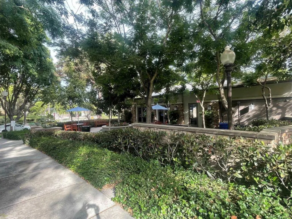 https://cdn.realtyfeed.com/cdn/127/306528341/96b82c498e6d42d7a1ab2be3f9763679.webp