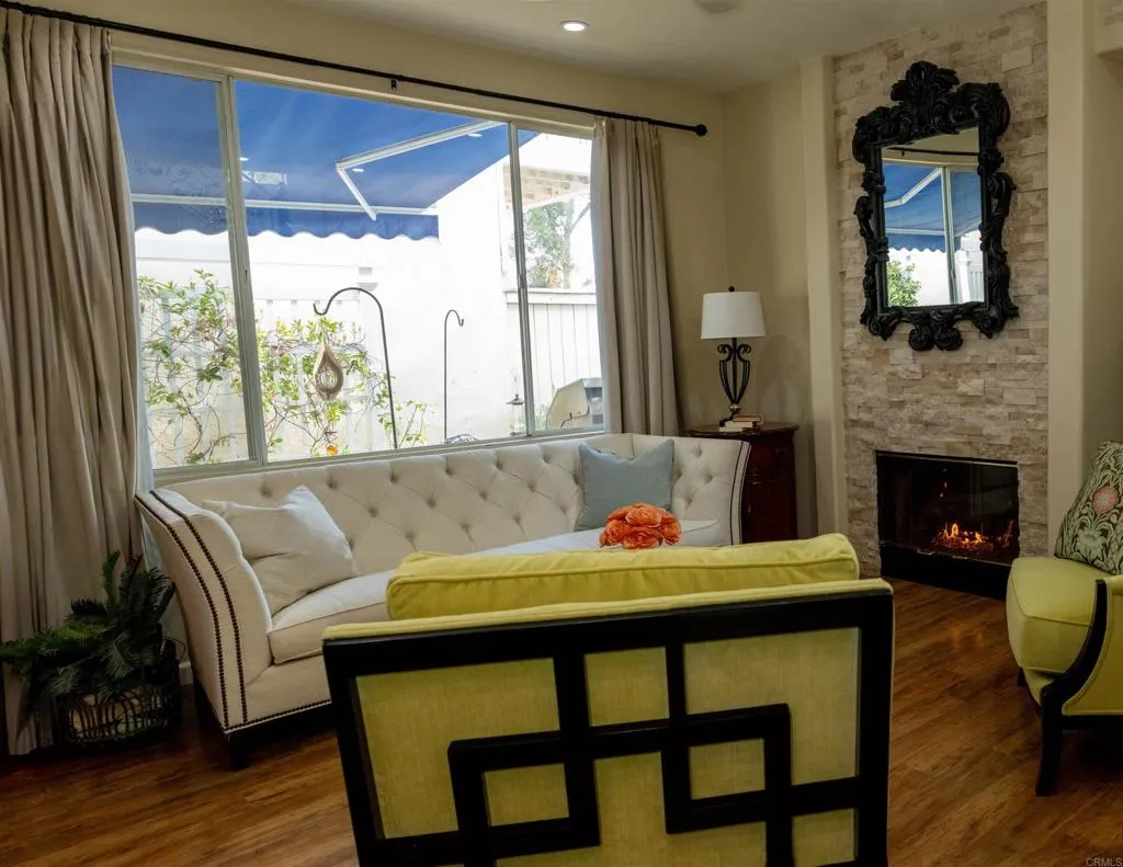 https://cdn.realtyfeed.com/cdn/127/306528341/fbdff48543c1be2d29d72124bd5878c6.webp