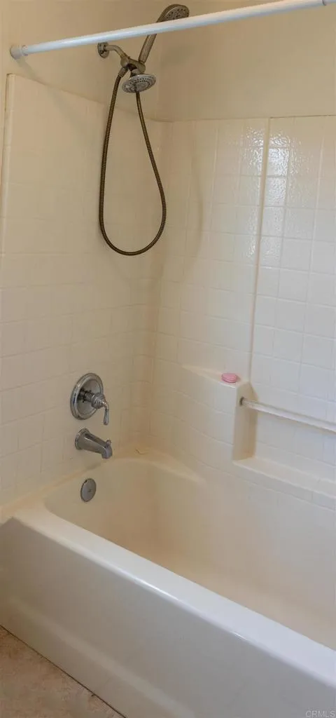 https://cdn.realtyfeed.com/cdn/127/306528341/ffb8016cef15218c2fdb83e85242385f.webp