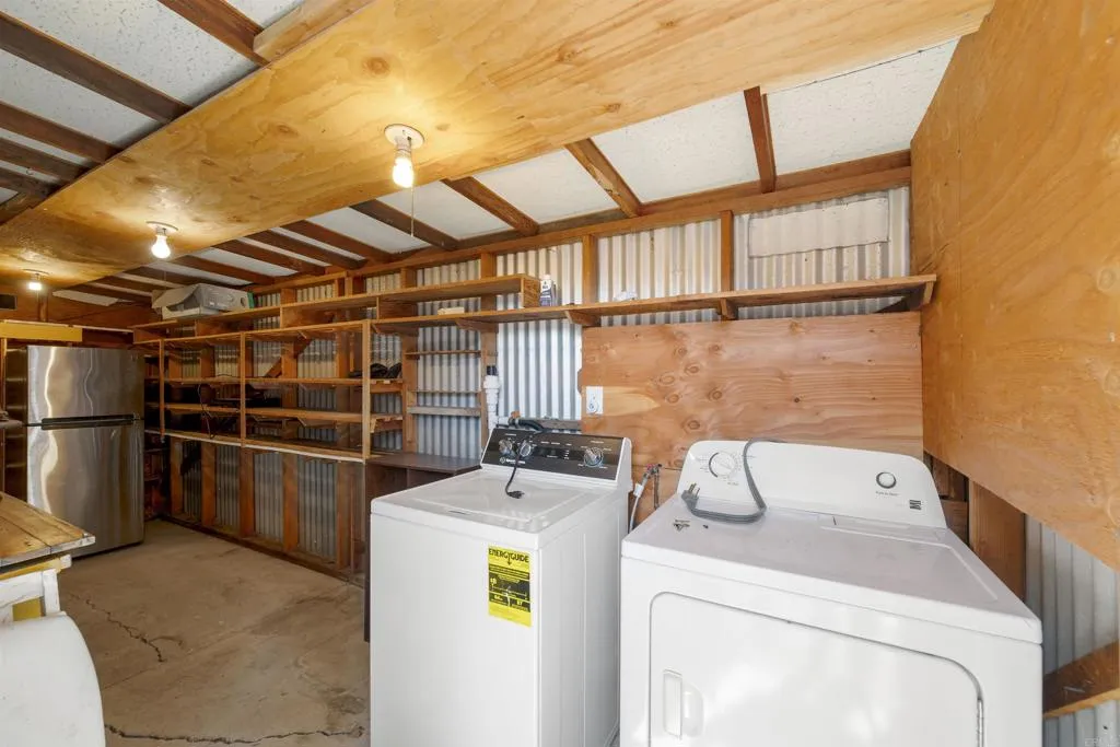 https://cdn.realtyfeed.com/cdn/127/306528361/39caa101988f6a5a7dbcd6d5dde646aa.webp