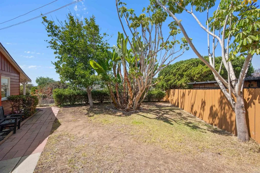 https://cdn.realtyfeed.com/cdn/127/306528361/ad1d0c4872acf33715675508ca7f1a9f.webp