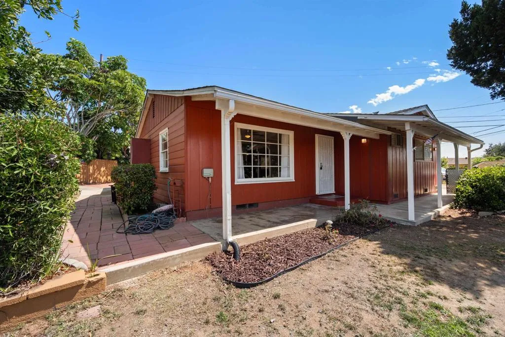 https://cdn.realtyfeed.com/cdn/127/306528361/e956c4c9bb69b6ad6eac0292cdcd4e7a.webp