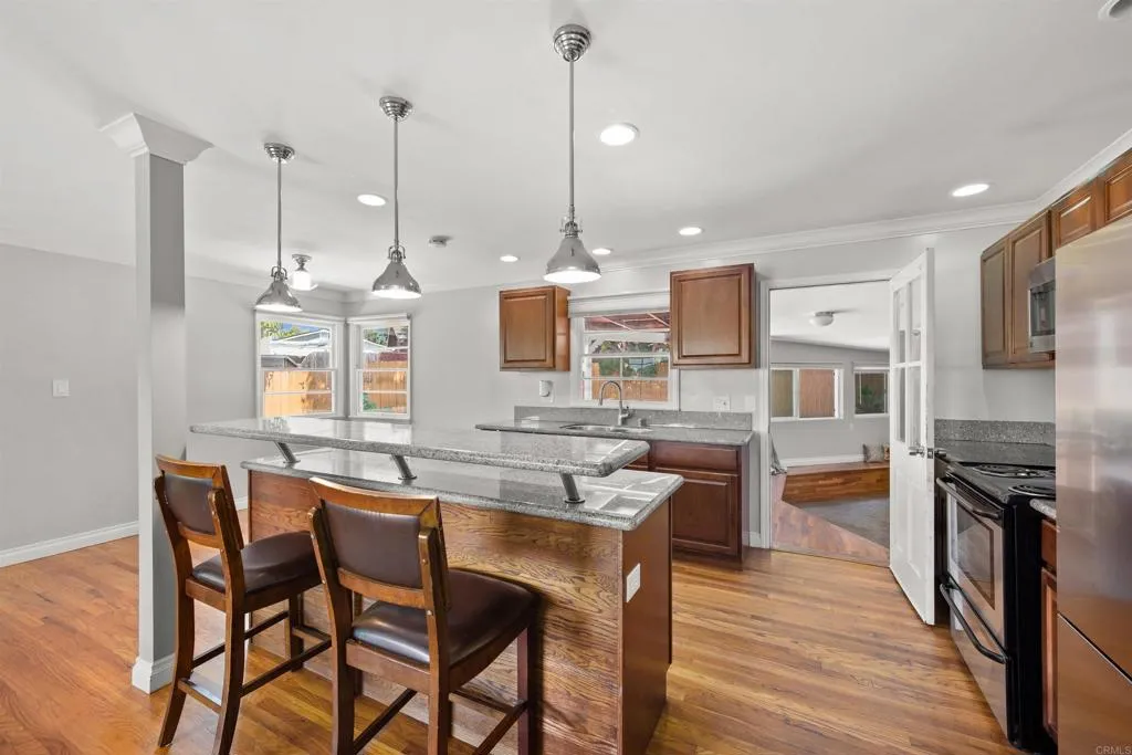 https://cdn.realtyfeed.com/cdn/127/306528361/fc53b7cb9bb0faea507ba25aec0c047f.webp