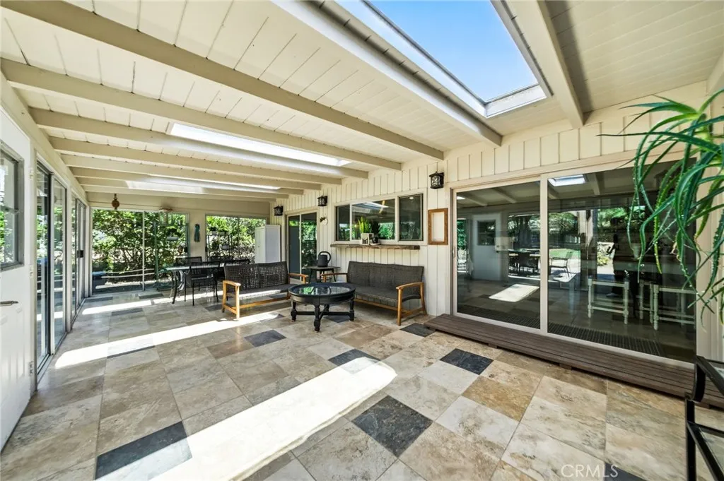 https://cdn.realtyfeed.com/cdn/127/306528363/56718d17289427c4336573295eef877d.webp