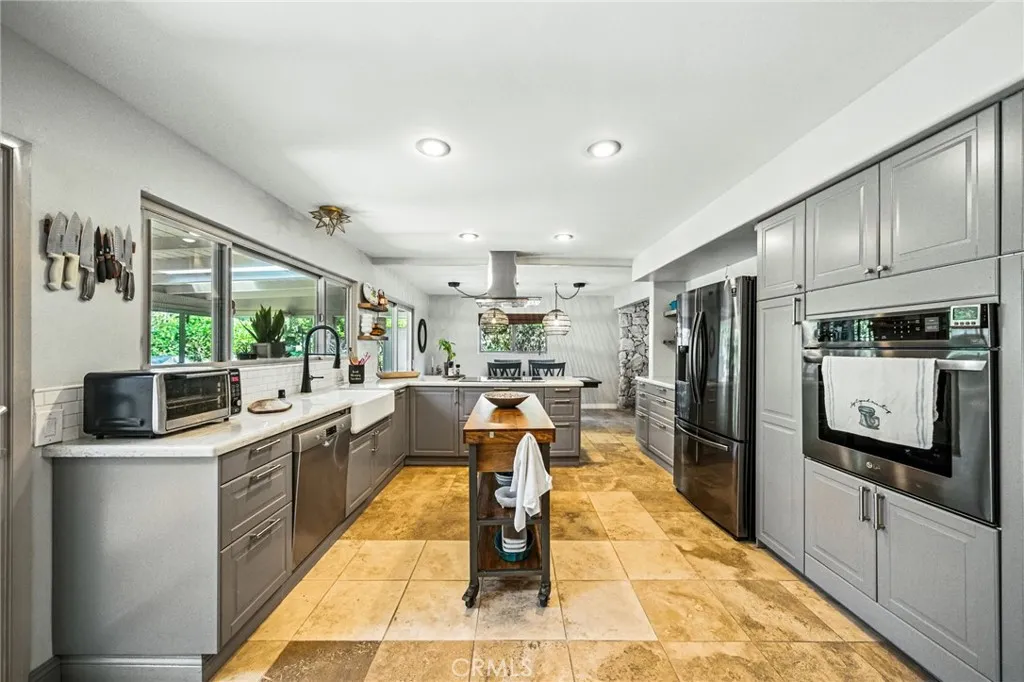 https://cdn.realtyfeed.com/cdn/127/306528363/be7852192cfe5d20eaa3f5757b7c14fa.webp