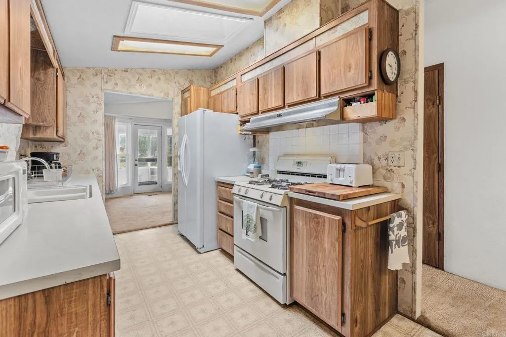 https://cdn.realtyfeed.com/cdn/127/306528402/310908d168062348fbc4c0dc30c36de8.webp