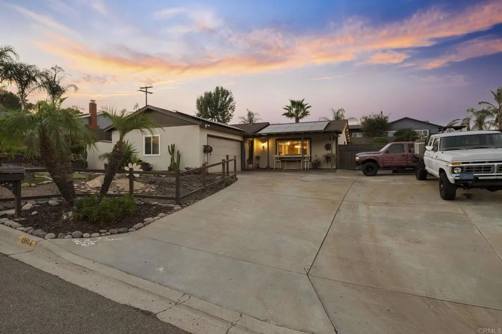 https://cdn.realtyfeed.com/cdn/127/306528406/681d4fc6de1dda92b565529e3441a05c.webp