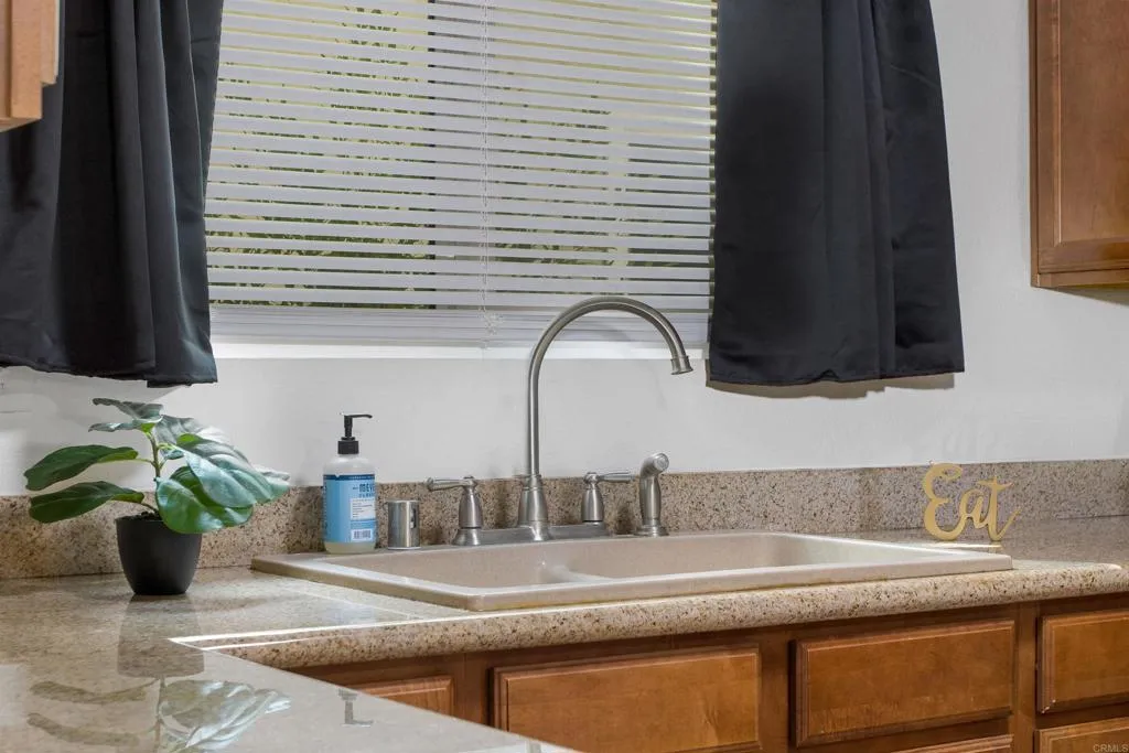 https://cdn.realtyfeed.com/cdn/127/306528407/150bbaba9b8f229898358c9cc5e1a616.webp