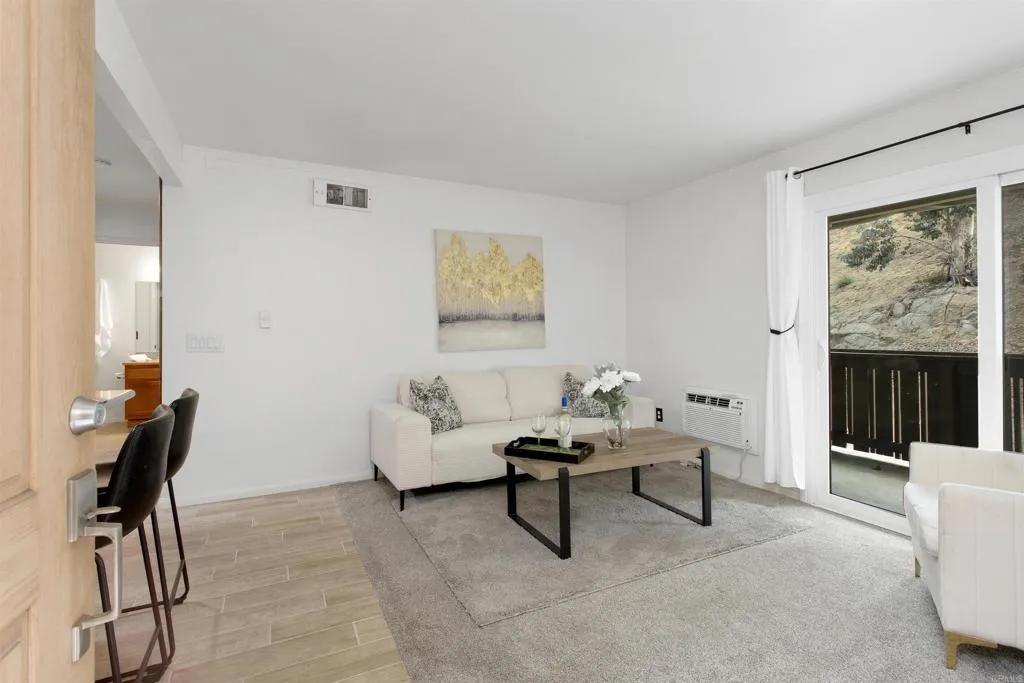 https://cdn.realtyfeed.com/cdn/127/306528407/45f4600717319dd63eec1a56a923c87f.webp
