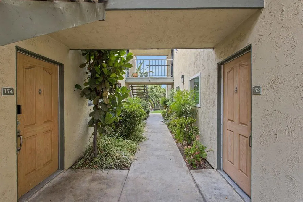 https://cdn.realtyfeed.com/cdn/127/306528407/a5ff4a3e8c2807515ac31de90ca70de5.webp
