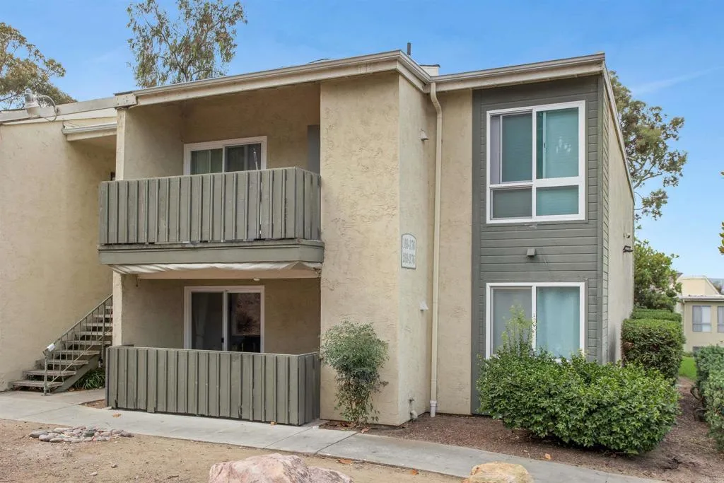 https://cdn.realtyfeed.com/cdn/127/306528407/abd4bf1ef11f0f9a4ba1f16b3707bbfb.webp