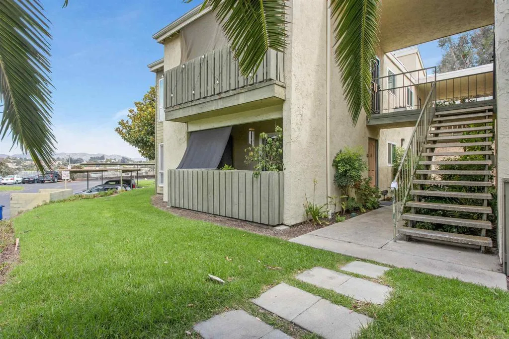 https://cdn.realtyfeed.com/cdn/127/306528407/bf9fb191f217bf653e87f098bddeb72f.webp