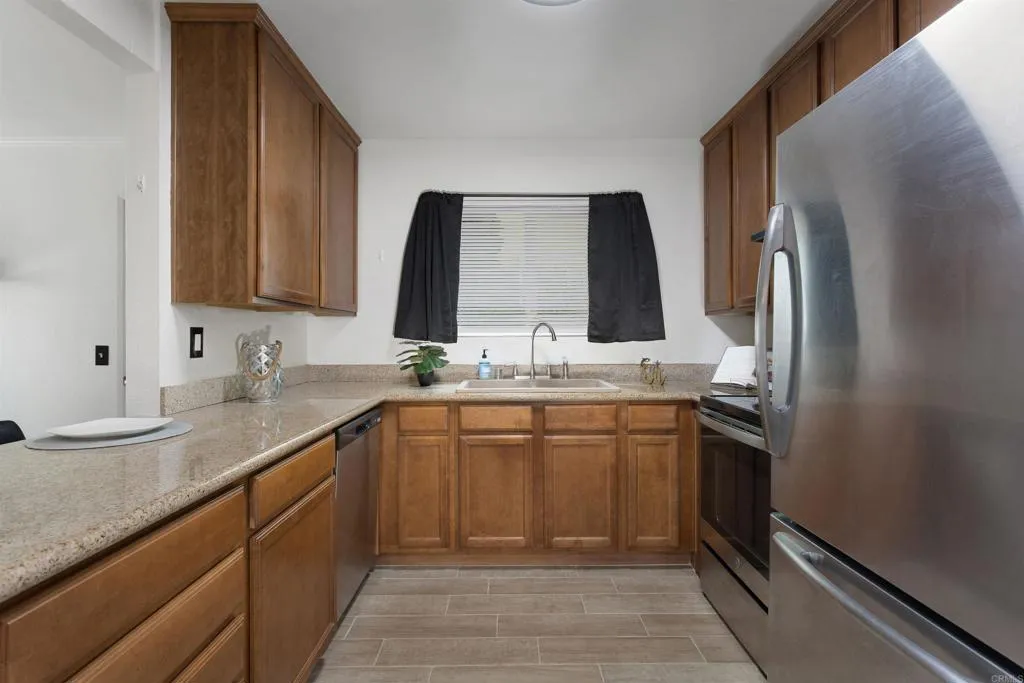 https://cdn.realtyfeed.com/cdn/127/306528407/c50c62dea9106aad454d0ec306415ba0.webp