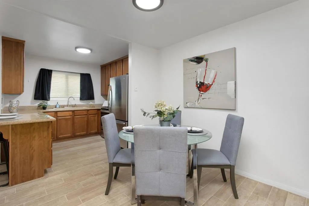 https://cdn.realtyfeed.com/cdn/127/306528407/ea0f3ebec22345cb3ff36a1bab731016.webp