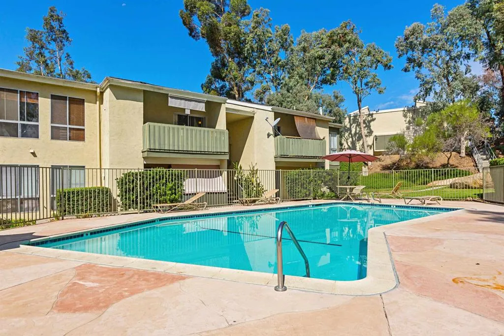 https://cdn.realtyfeed.com/cdn/127/306528407/ff23f8f7383a9dde098bb75e1ed508be.webp