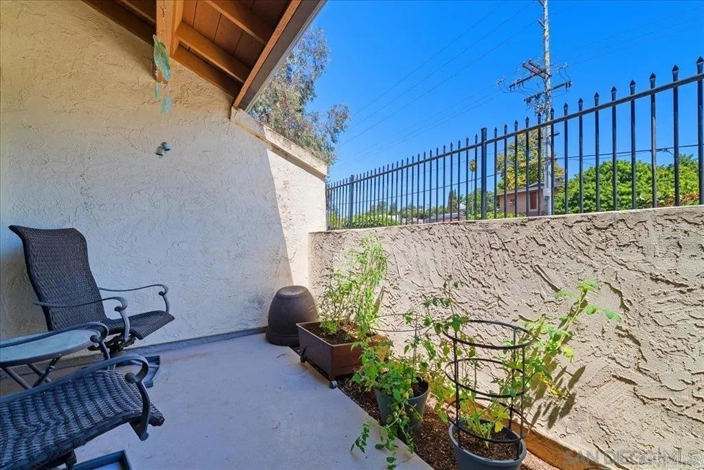 https://cdn.realtyfeed.com/cdn/127/306528428/08d8fedf619f8705a391b4a305622524.webp