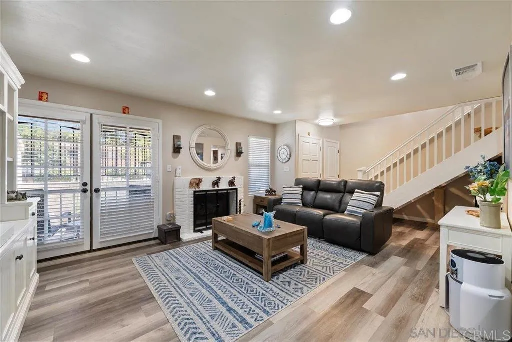 https://cdn.realtyfeed.com/cdn/127/306528428/d0de95b0554c72145961589528e2b416.webp