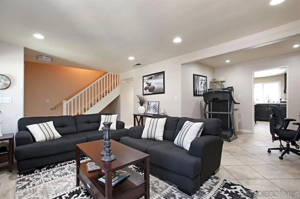 Photo #5: NDP2508355 Listing 
