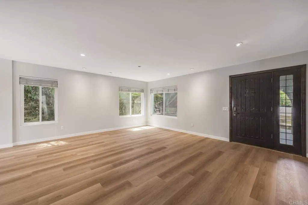 https://cdn.realtyfeed.com/cdn/127/306528463/80830e4c74b97a0c57fda81e63103dfe.webp