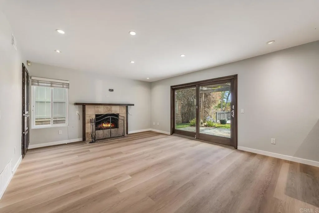 https://cdn.realtyfeed.com/cdn/127/306528463/f7034ad424928246fde59c5b1582c622.webp