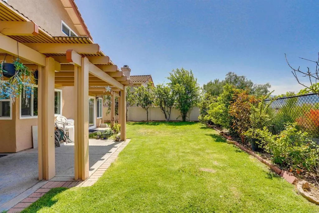 https://cdn.realtyfeed.com/cdn/127/306528468/2c1fcbaf300778ed62d36f0ee60f2613.webp