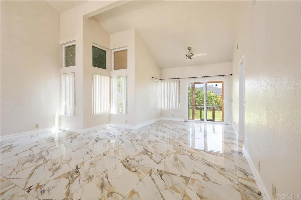 Photo #6: PTP2506512 Listing 