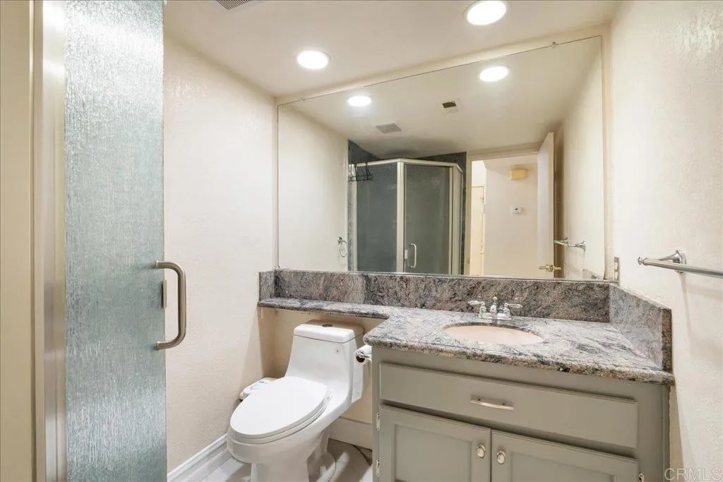 Photo #12: PTP2506512 Listing: Photo #12